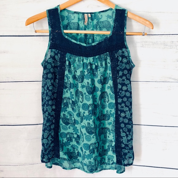 Red Camel Tops - Red Camel 🐘 Elephant Paisley Blue & Green Tank